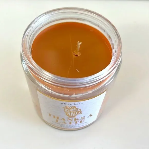 Bath & Body Works Cinnamon Irish Cream Candle - Picture 2 of 2